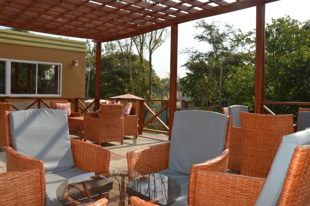 Hotel Desderia Mbeya Exteriör bild