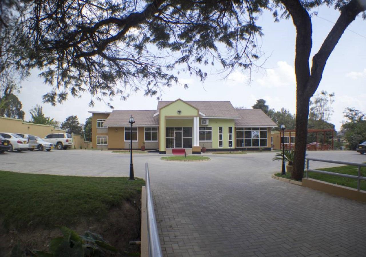 Hotel Desderia Mbeya Exteriör bild